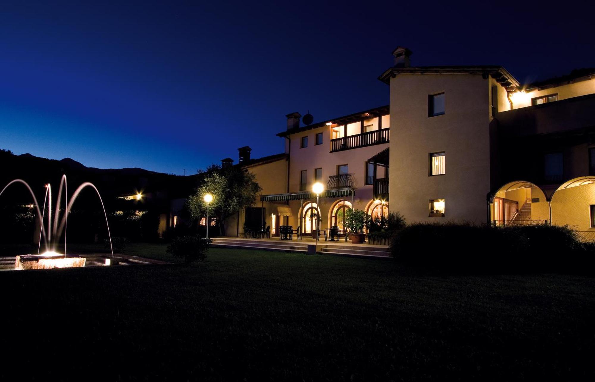 Hotel Villaguarda Prosecco Area Follina Bagian luar foto